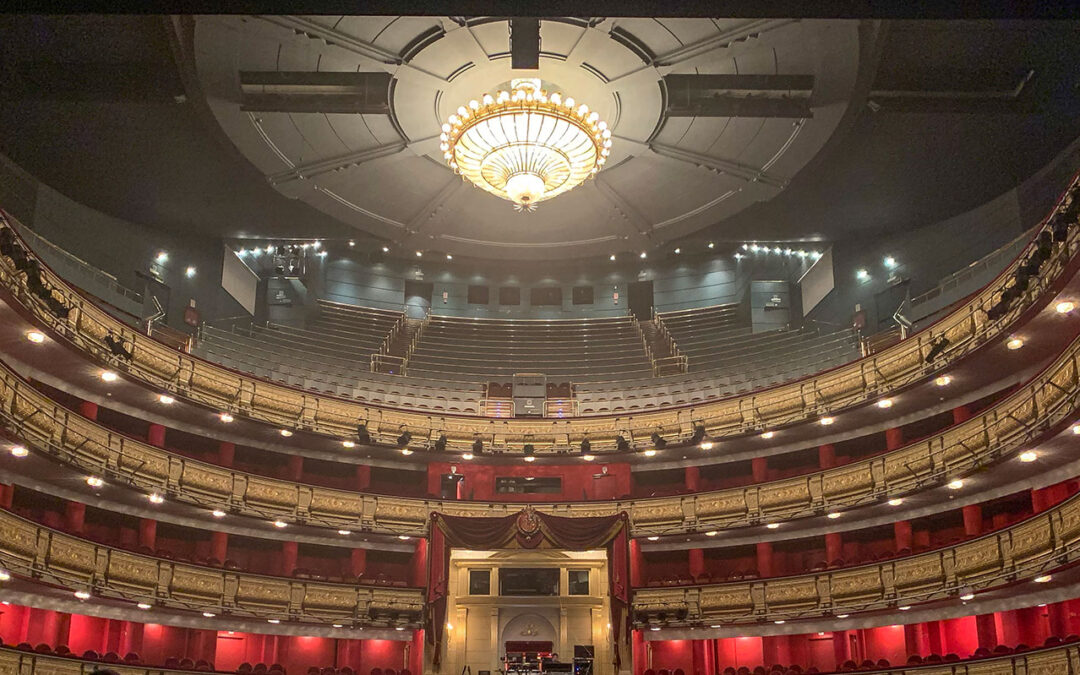 LINA se estrena con éxito en el Teatro Real para el concierto de David Bisbal