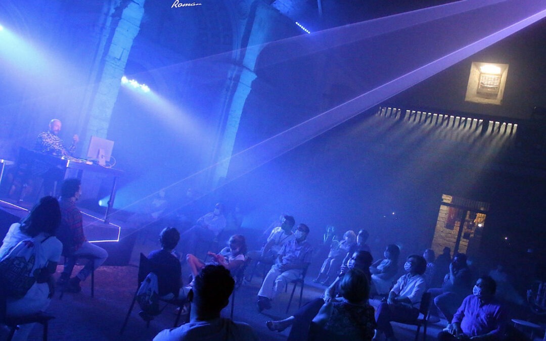 Tuá equipó el espectáculo “+Cruz”, de Luis Miguel Cobo, enmarcado en La Noche del Patrimonio