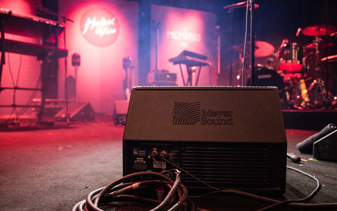 Los Sistemas de Meyer Sound Proporcionan la Base Sonora Para el 56º Festival de Jazz de Montreux.La nueva matriz de la línea PANTHER hace su debut en el Auditorio Stravinski