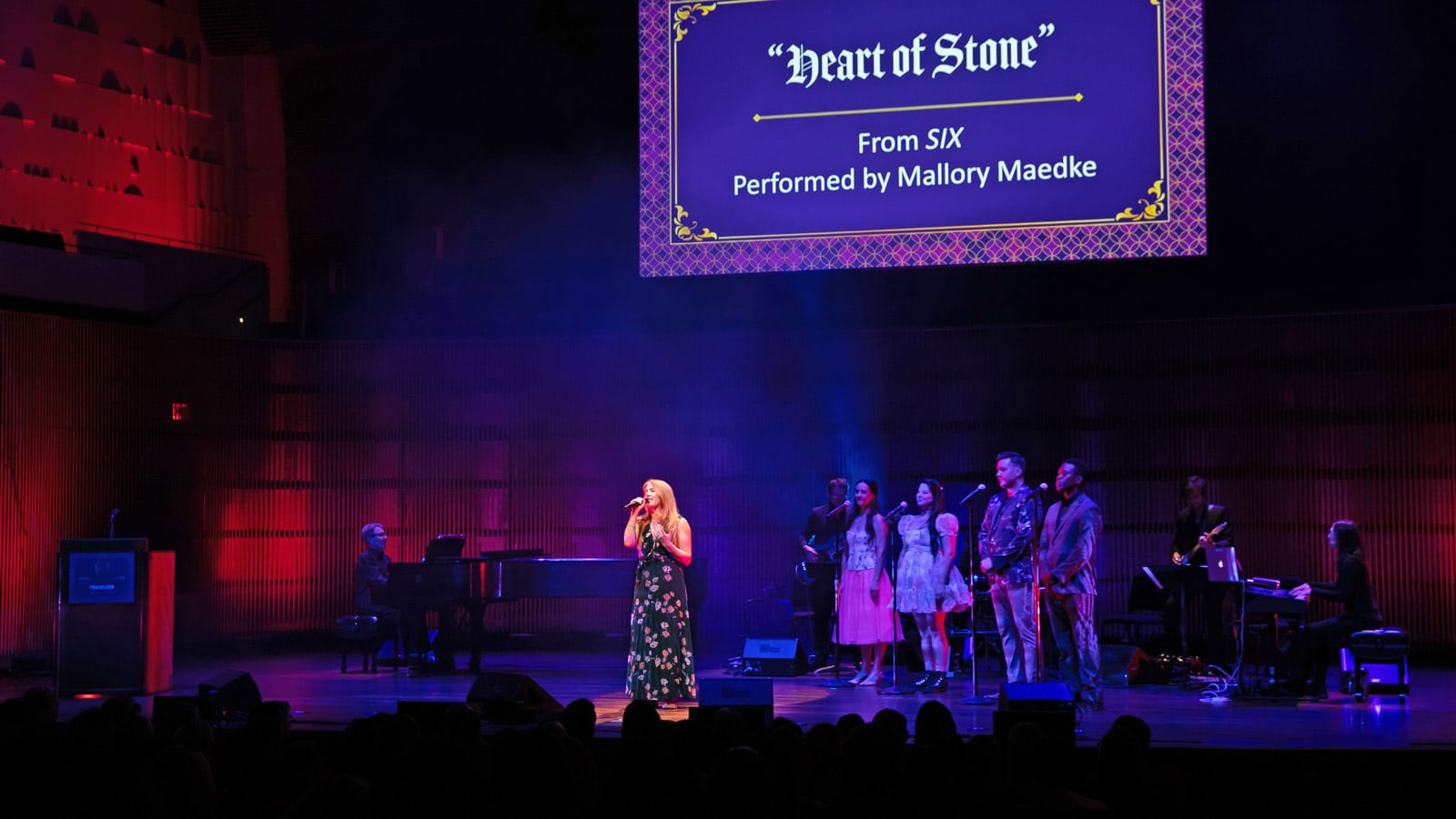 Meyer Sound instalado en un teatro